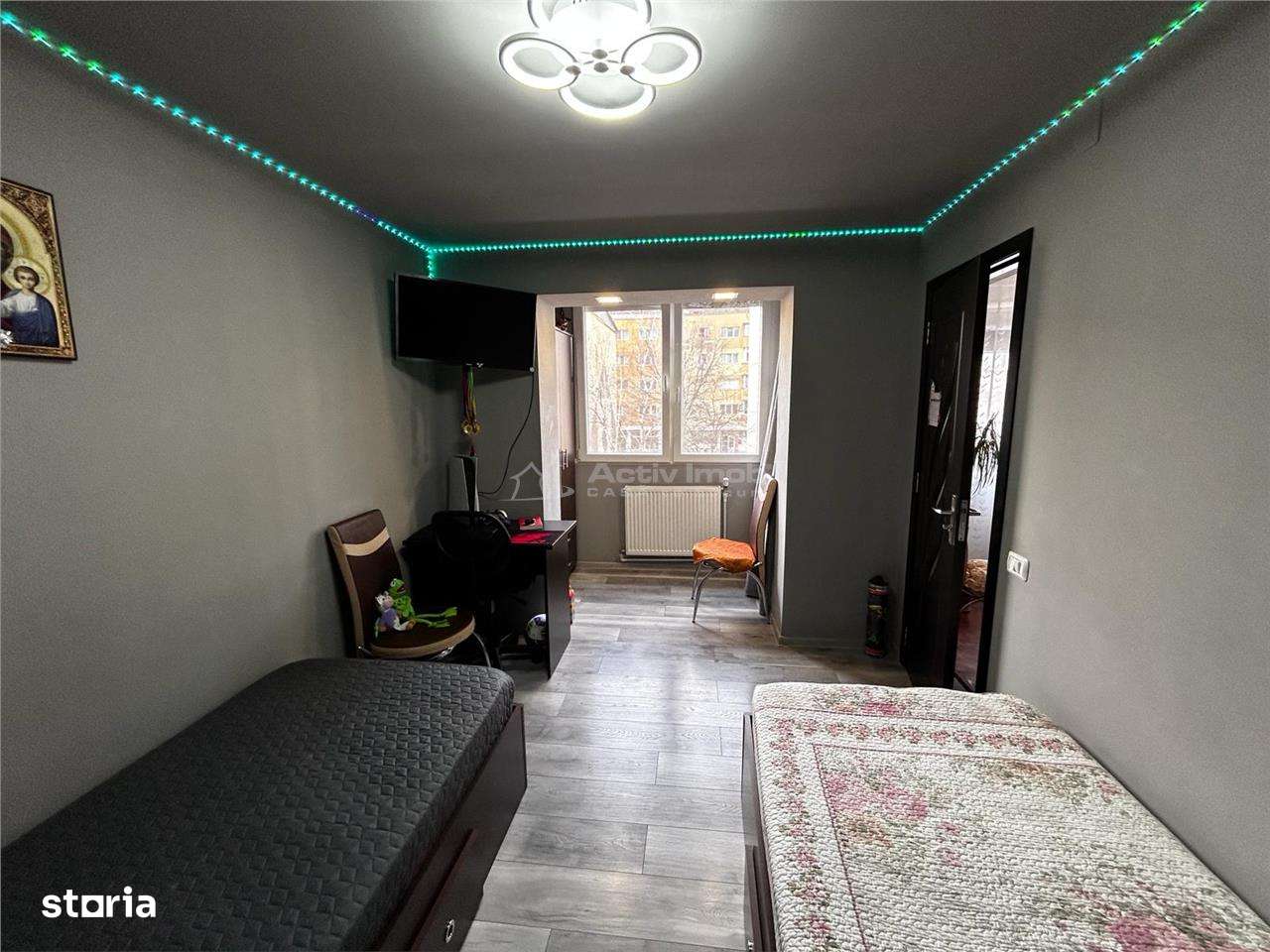 Resita, 2 Cam. Conf.2, Semidecom.,  Zona Comisariat - Imagine principală: 4/20
