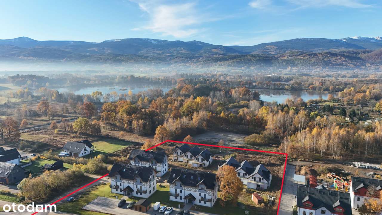 Nowe osiedle szeregówek z widokiem na Karkonosze - Cieplice-Zdrój - Pełny obrazek: 1/8