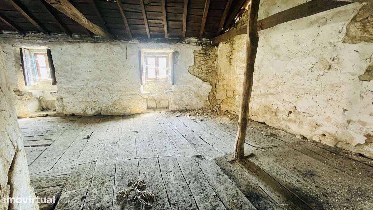 Casa rústica para recuperar – Pedrário, Montalegre - Grande imagem: 4/20