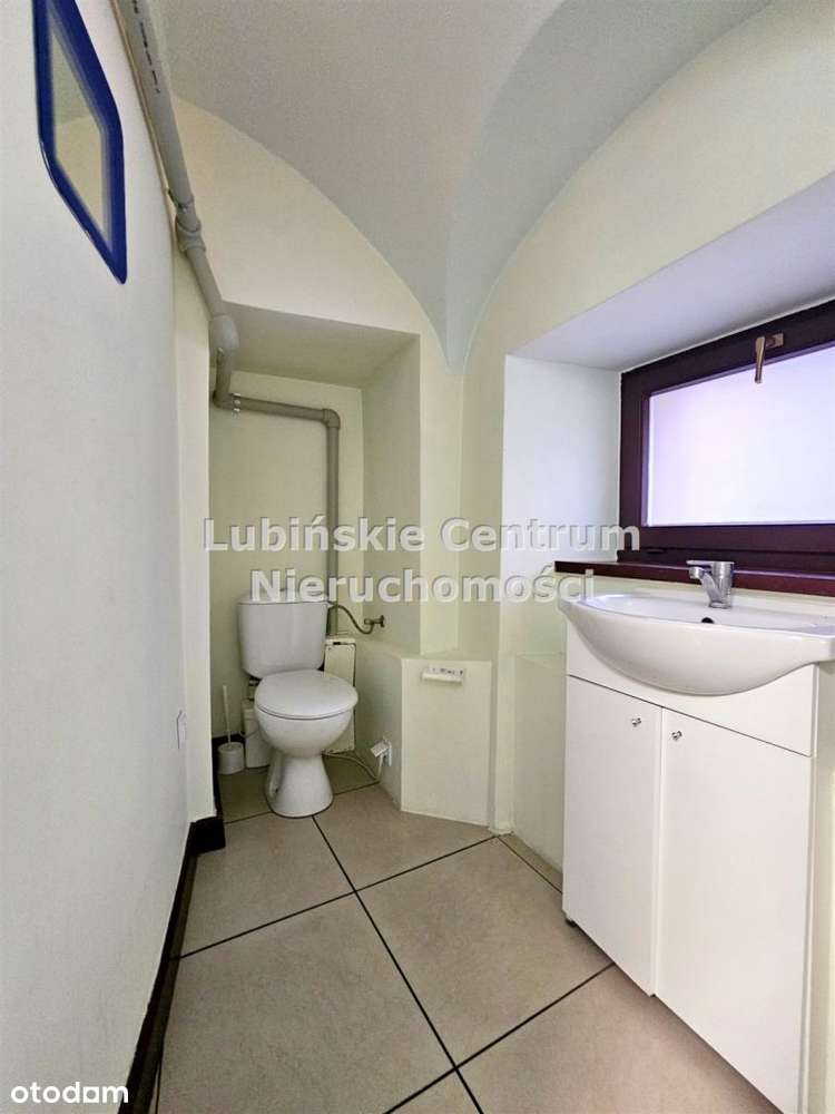 Lokal w centrum miasta - 90 % zniżka na rozruch - Pełny obrazek: 4/4