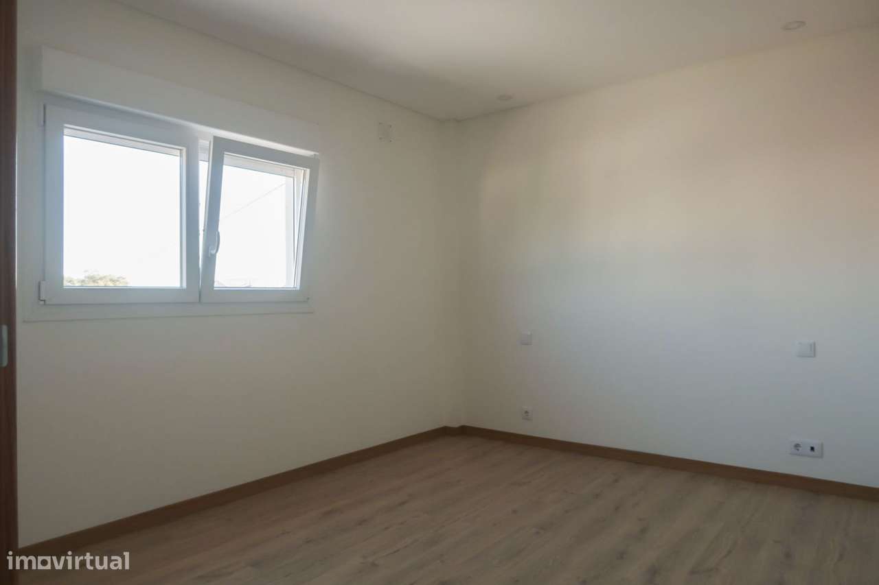 Moradia T3 Renovada - Fatima-18