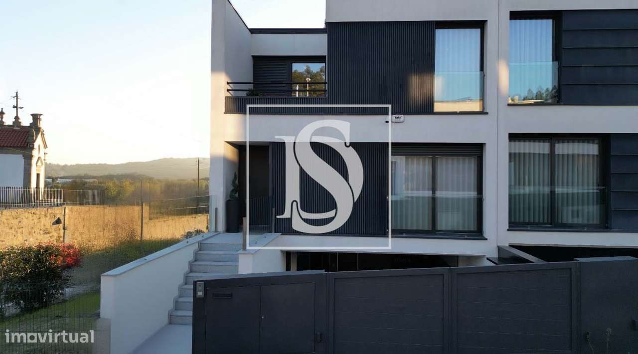 Moradia T3 Exclusiva — Sofisticação, Conforto e Elegância em cada deta - Grande imagem: 5/37