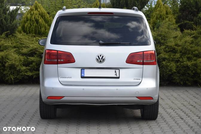 Volkswagen Touran 2.0 TDI BMT Comfortline DSG - 22