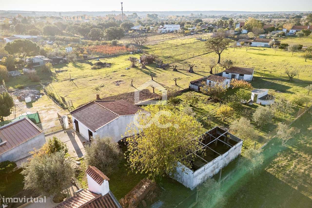 Terreno de  1.350 m² c/ Anexo de Apoio Agrícola | Canaviais, Évora-29
