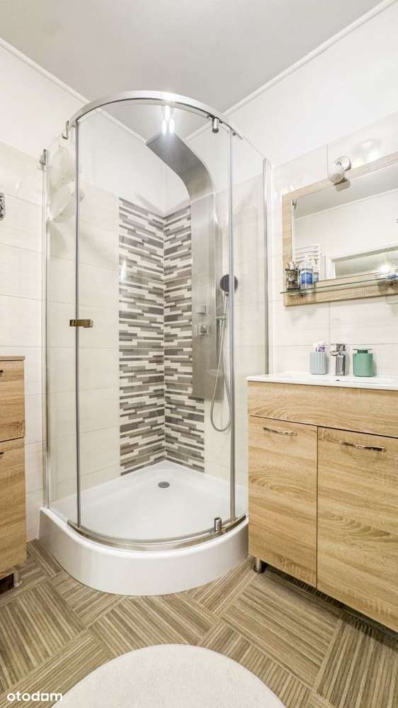 Przytulne mieszkanie z garderobą przy Lasku Arkońs-9