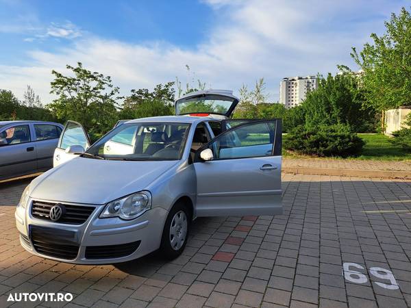 Volkswagen Polo 1.4 Comfortline - 2