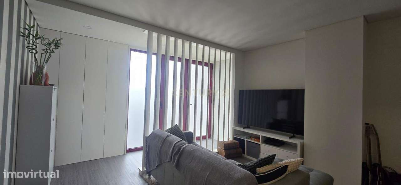 Apartamento T1+1 Renovado em Tuias, Marco de Canaveses - Grande imagem: 5/24