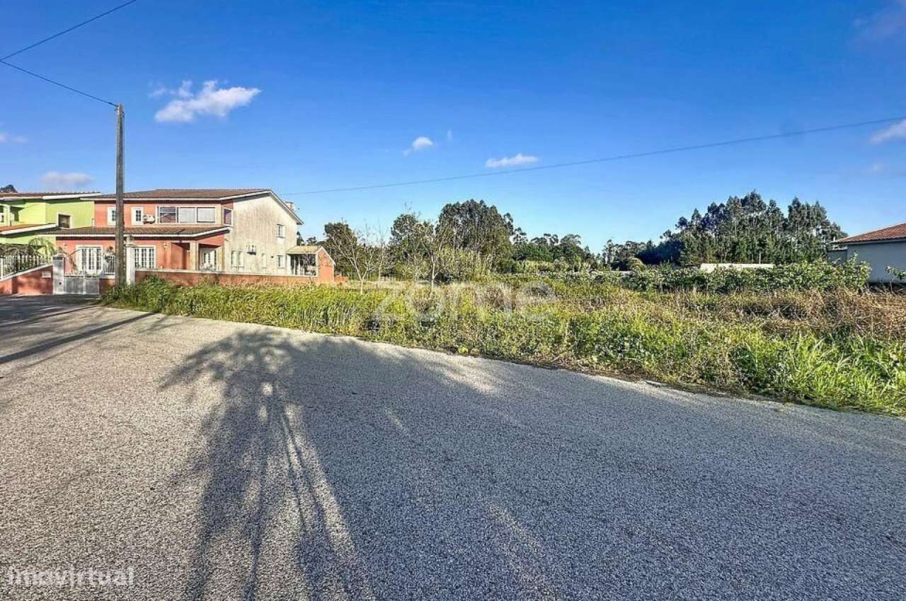 Terreno Rústico com Viabilidade de Construção - Grande imagem: 2/18