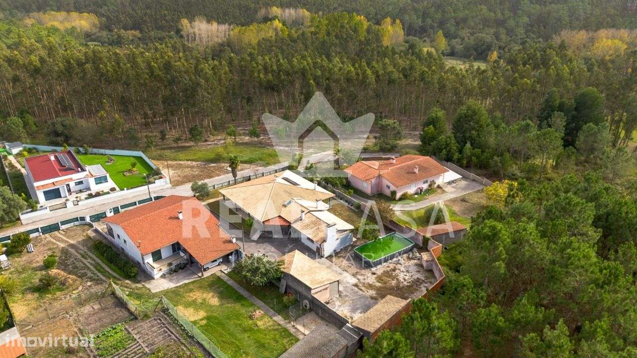 Moradia Térrea T5 em Marinha Grande-52