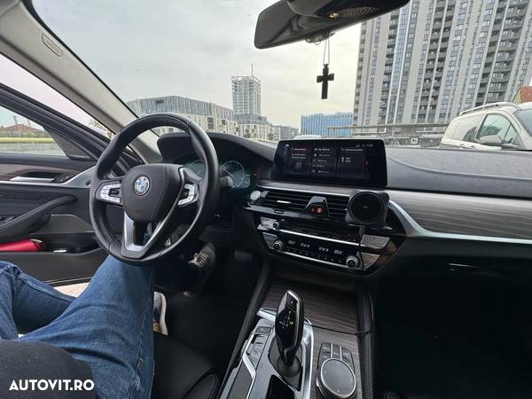 BMW Seria 5 520d xDrive Aut. Luxury Line - 21