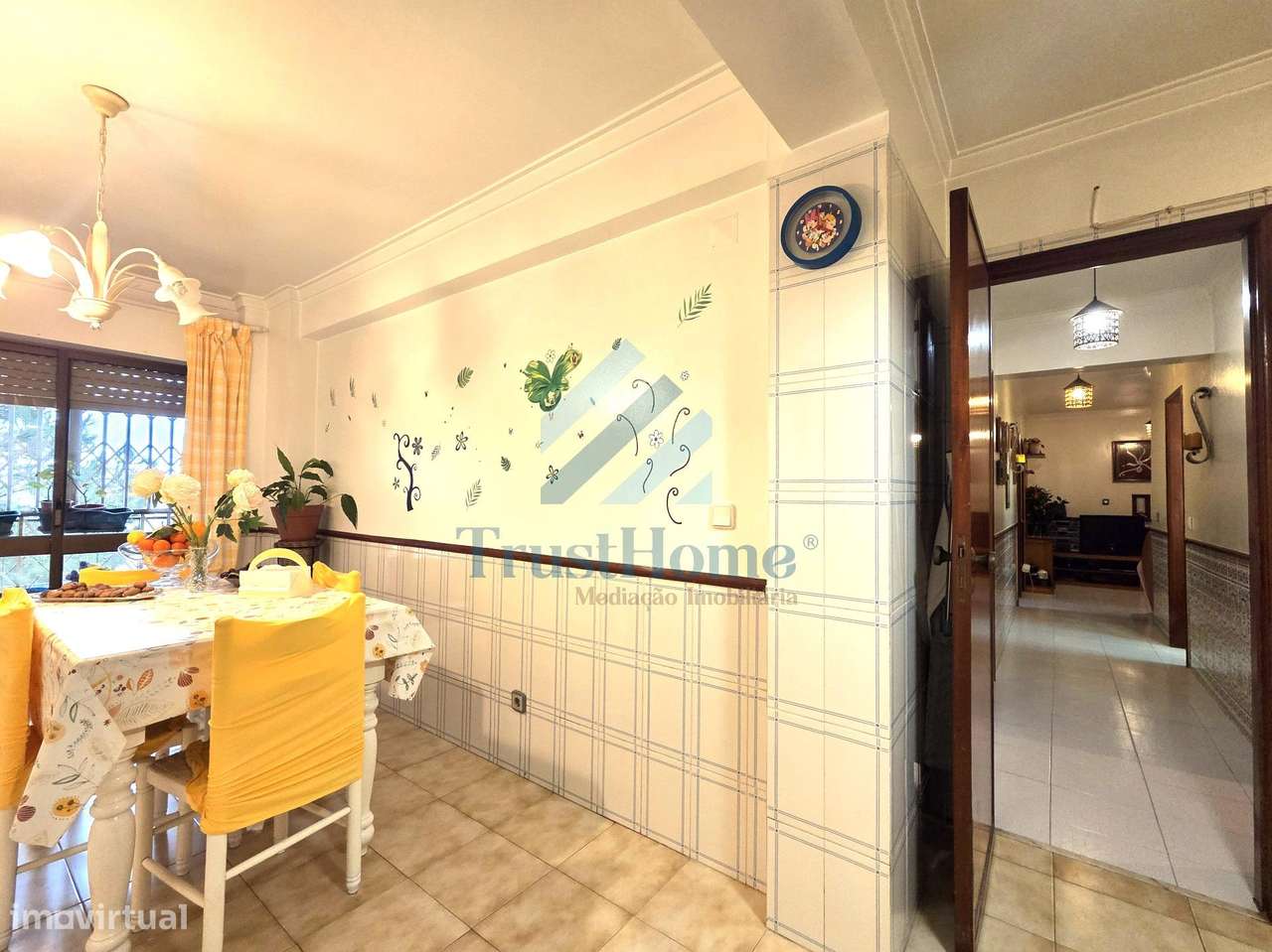 Apartamento T1+1 Mobilado com Varanda e Arrecadação em Queluz-8