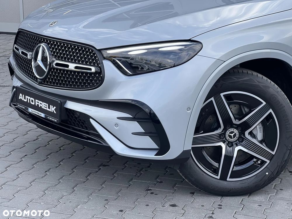 GLC 220d 4Matic, Linia AMG Premium Night, HAK