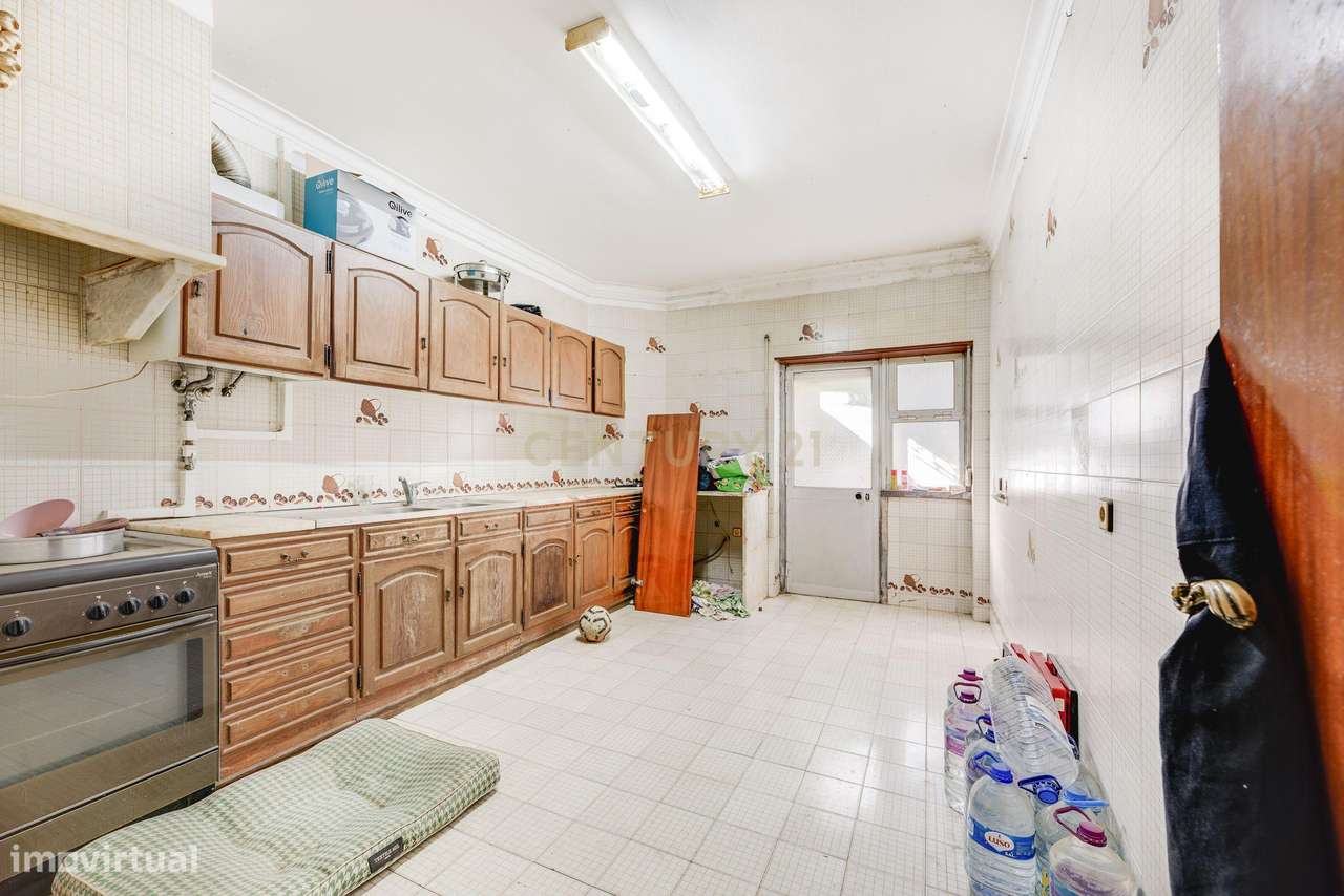 Moradia V6 no Algueirão-8