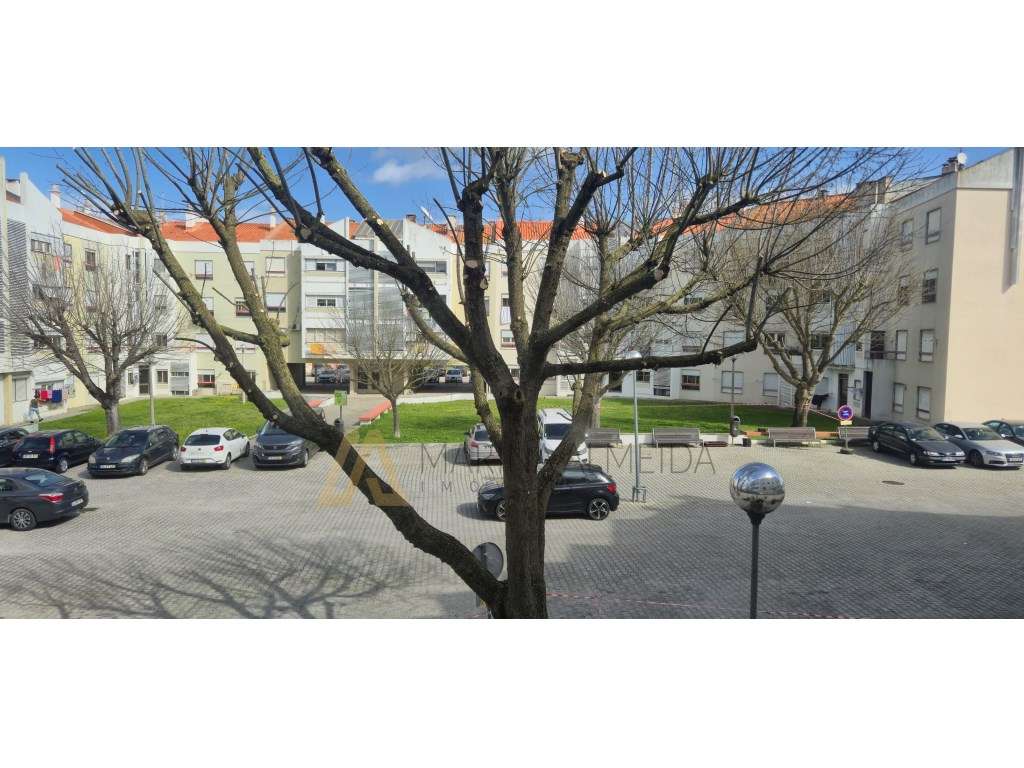 Apartamento t3 com 105m2, com zona de lavandaria, 2 varandas, e arr...-11