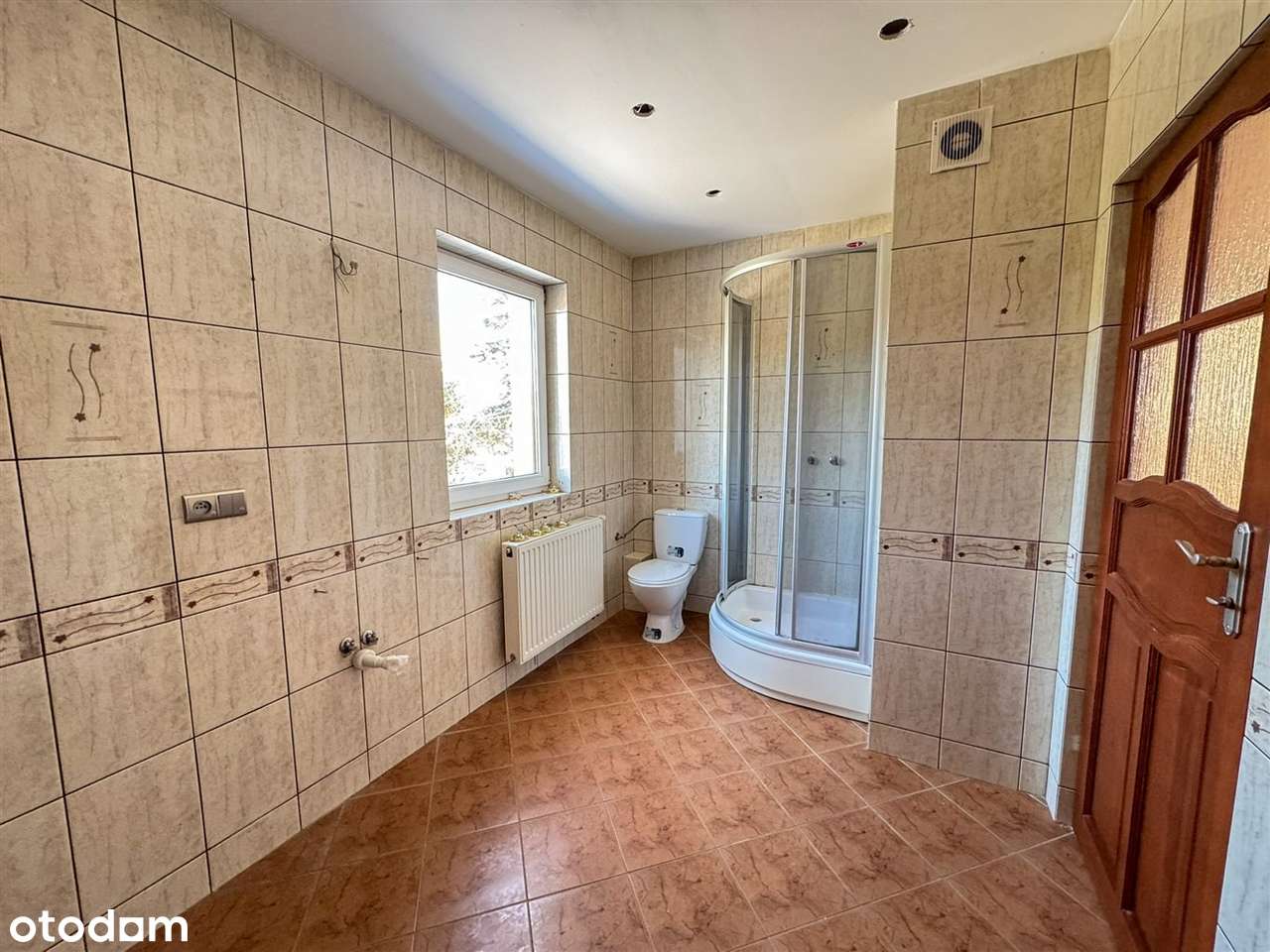 ***Dom jednorodzinny ze świetnym dojazdem***-12