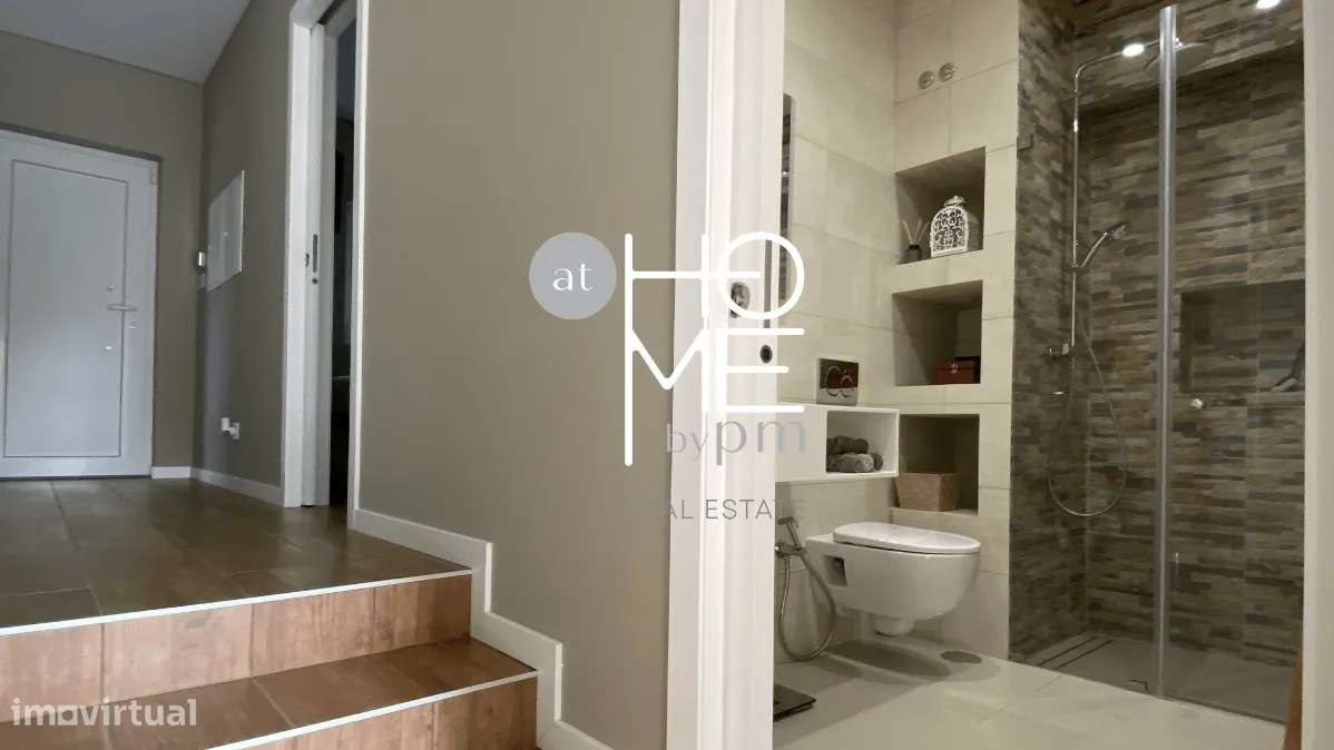 Caramão da Ajuda | Moradia T3 geminada única | Com garagem e terraço-20