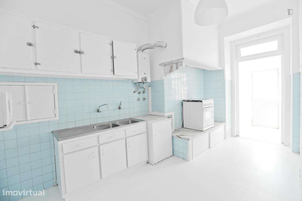 Quarto - localizado em Arroios Lisbon - Grande imagem: 2/16