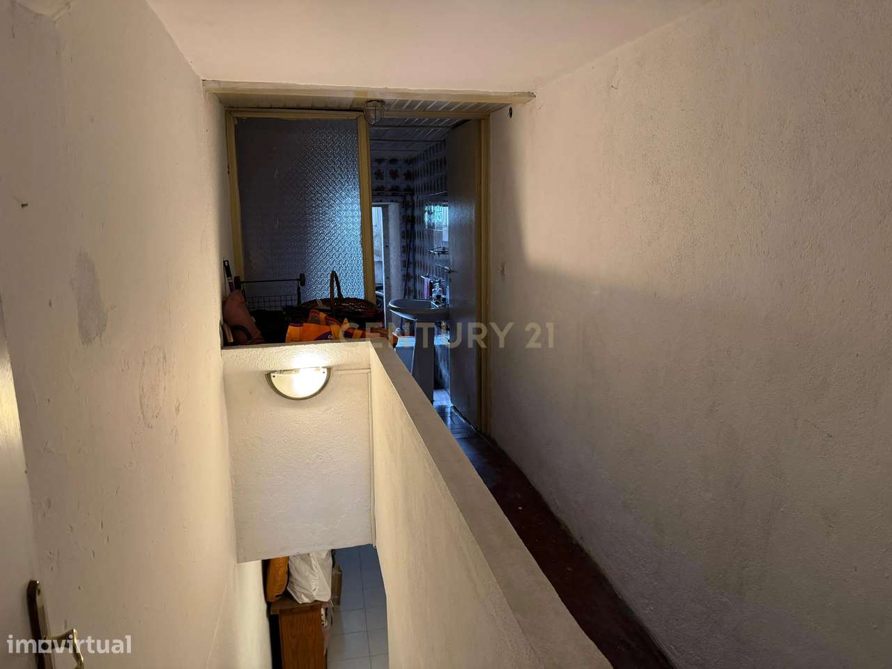 Prédio de Charme na Praça da República – Centro do Porto-28