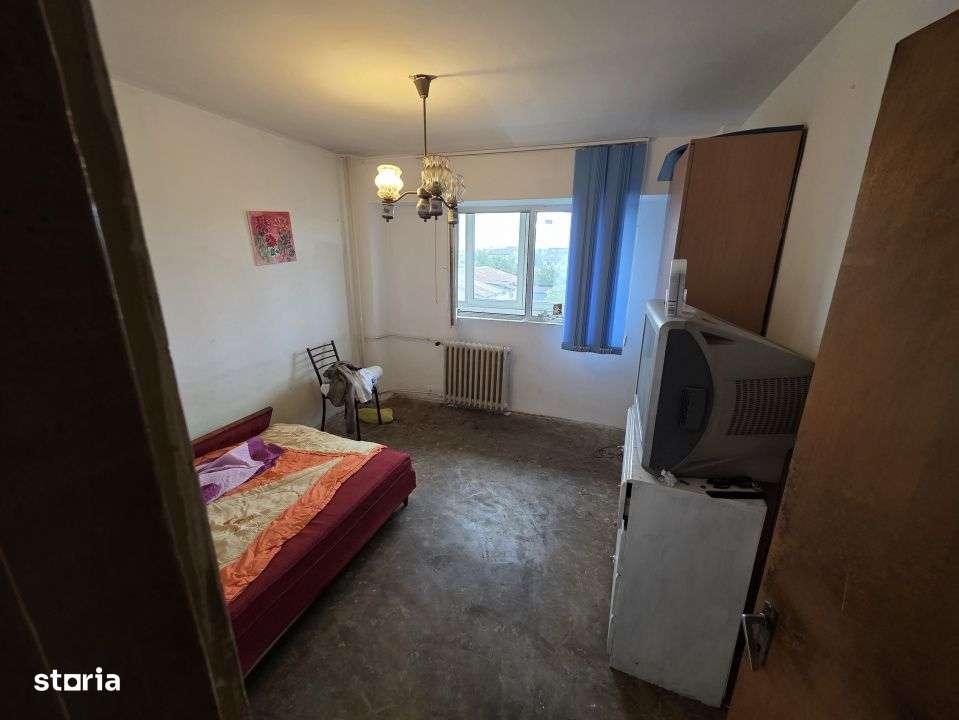 Vanzare 3 camere Militari Uverturii-4