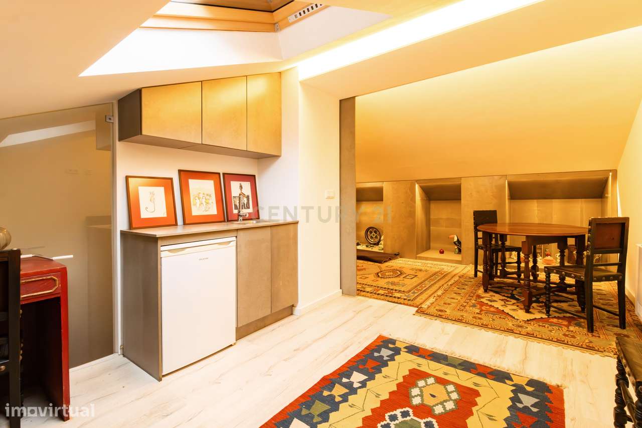 Moradia T3 de arquitetura contemporânea-19