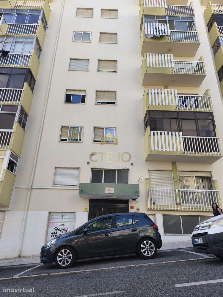 Apartamento T3 totalmente remodelado-45
