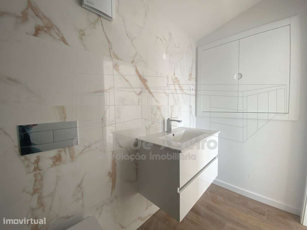 Apartamento T2 Duplex com garagem para 2 carros e terraço-33