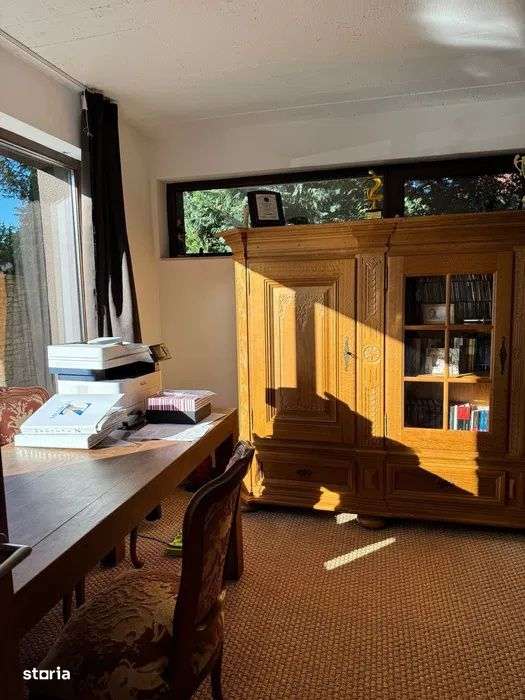 Vila de Lux, in Faget - Imagine principală: 4/8