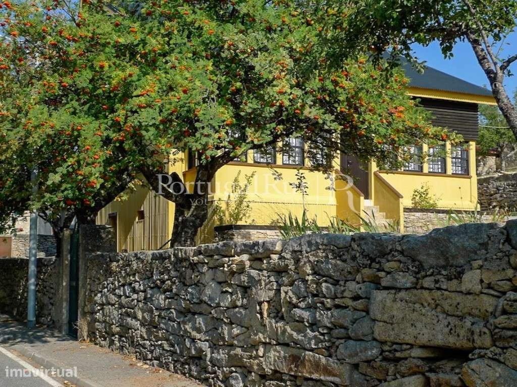 Moradia com potencial de investimento na Serra da Estrela, Covilhã-12