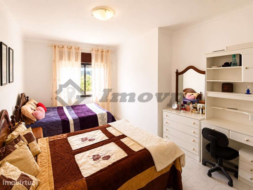 Moradia T3 com amplo terreno a 1,5 km da praia, Vila do Bispo-10