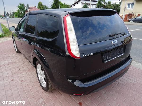 Ford Focus 1.6 Titanium - 5