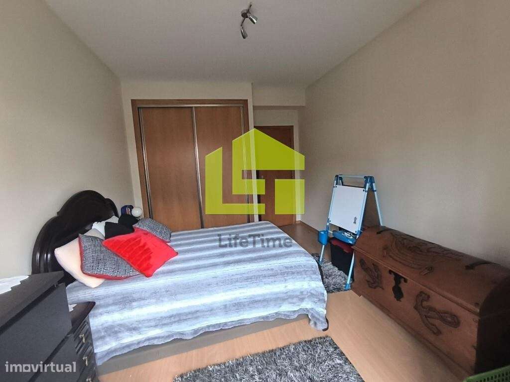 Apartamento T3 Com  terraço privativo-10