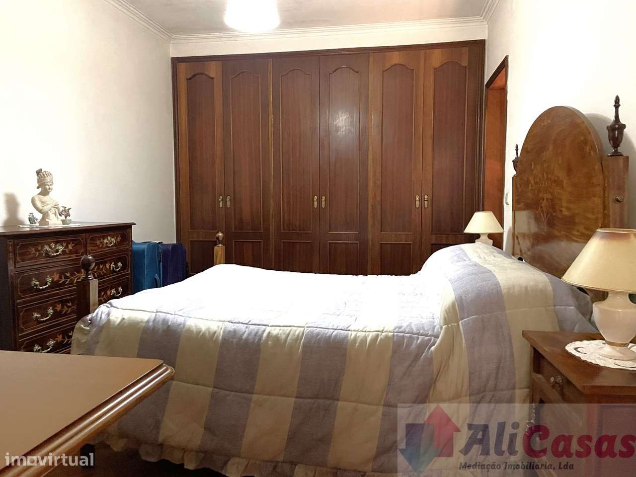 Vivenda Isolada C/ 2.719m2 de Terreno-39