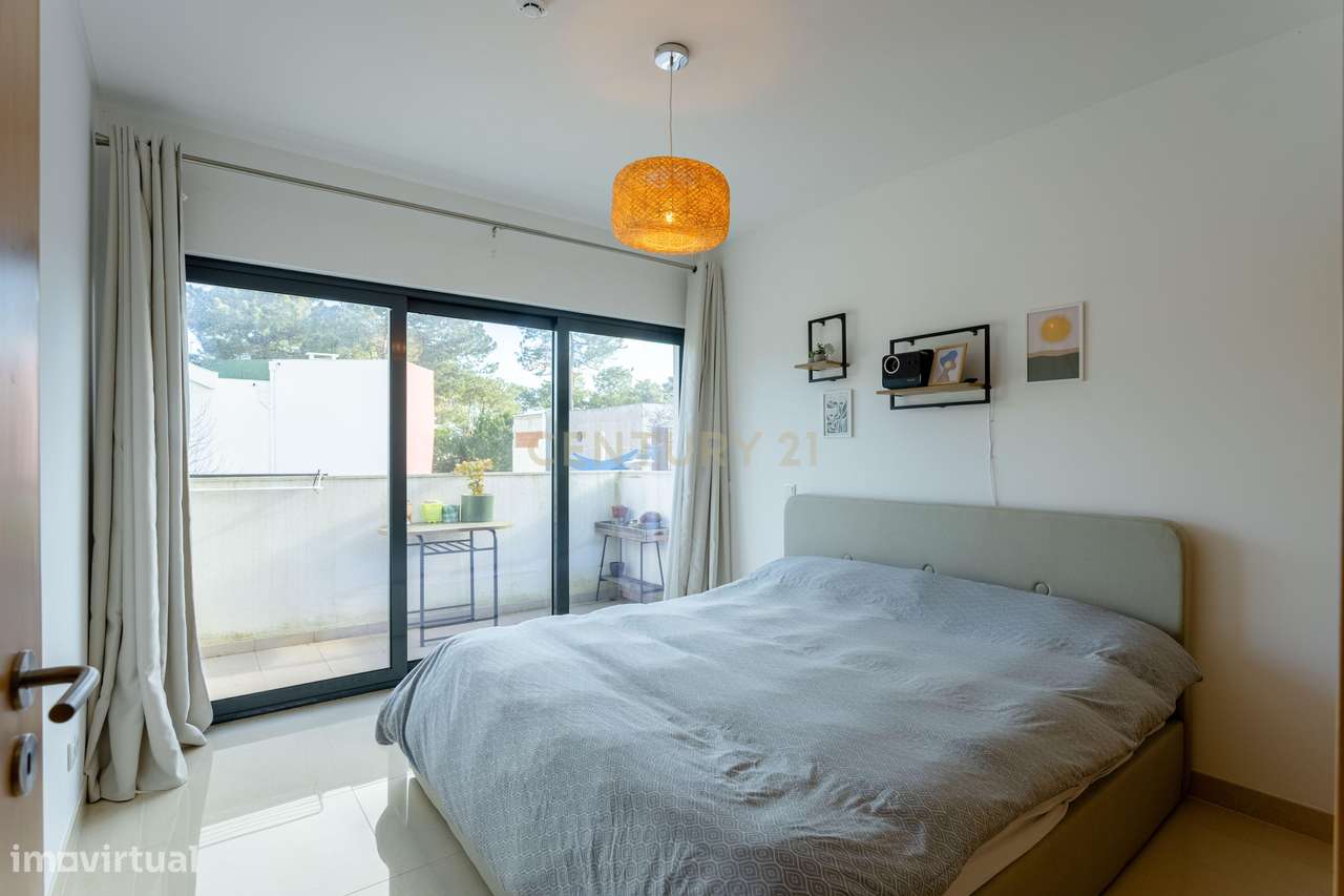 Apartamento T1+1 no Palmela Village com Piscina e 2 Lugares de Estacio-18