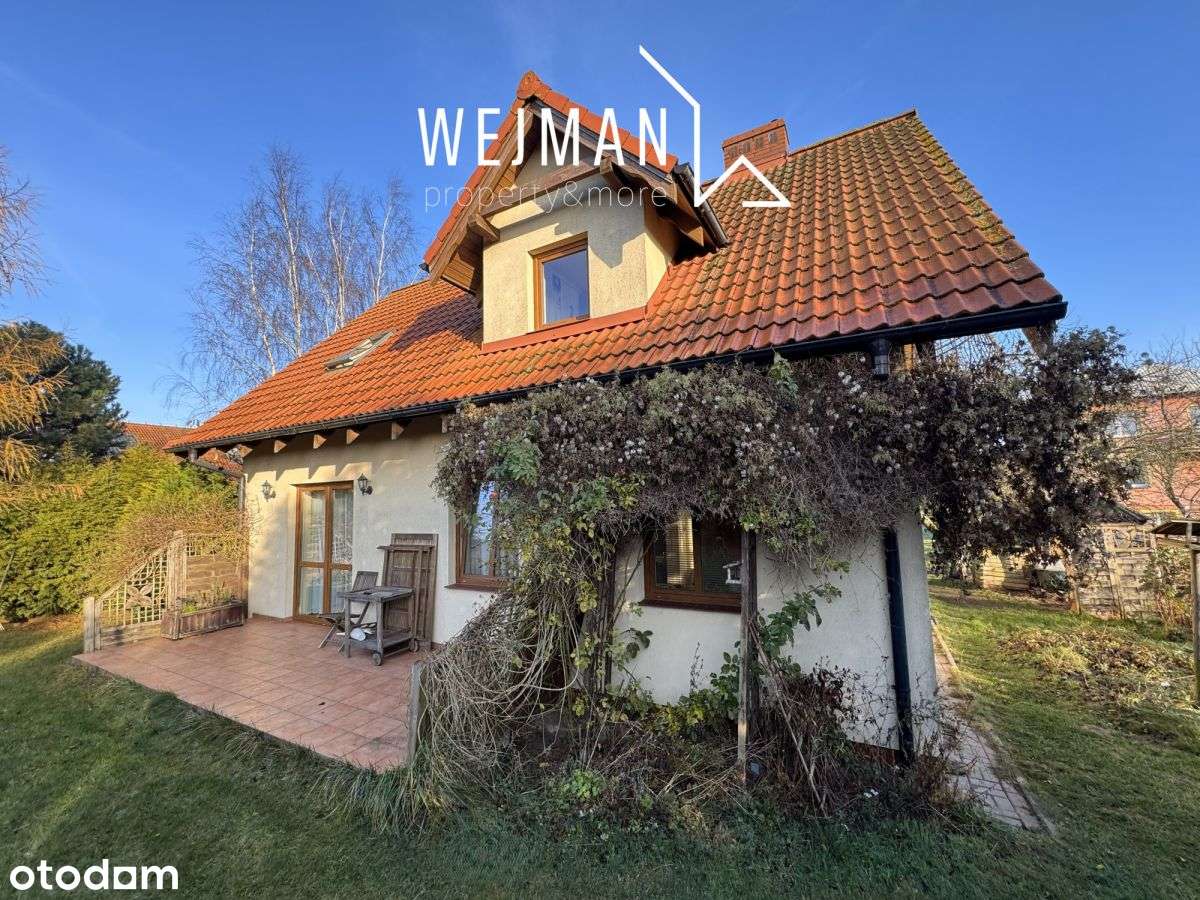 Przytulny i kameralny dom z zadbanym ogrodem-2