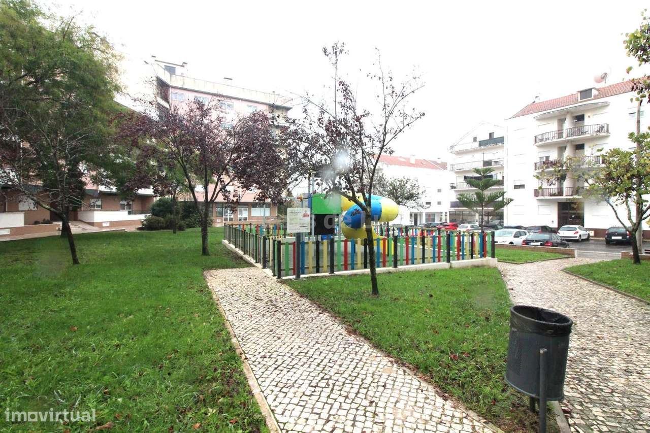 Apartamento T4 Duplex - Planalto, Leiria-18