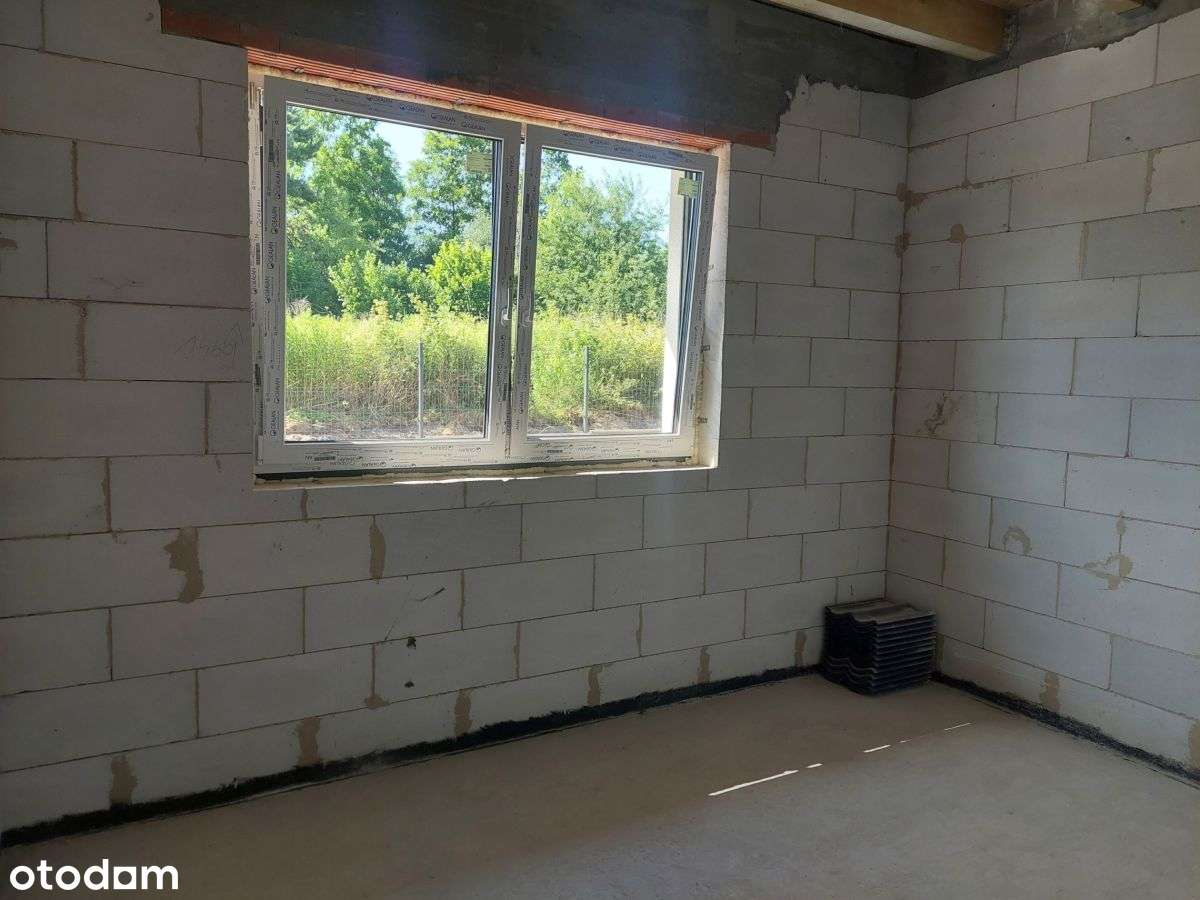 Atrakcyjny dom w spokojnej okolicy pod lasem-12