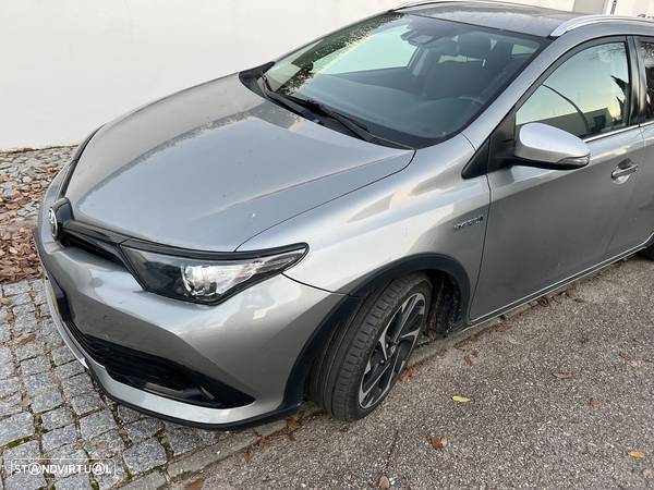 Toyota Auris Touring Sports 1.8 HSD Freestyle - 13