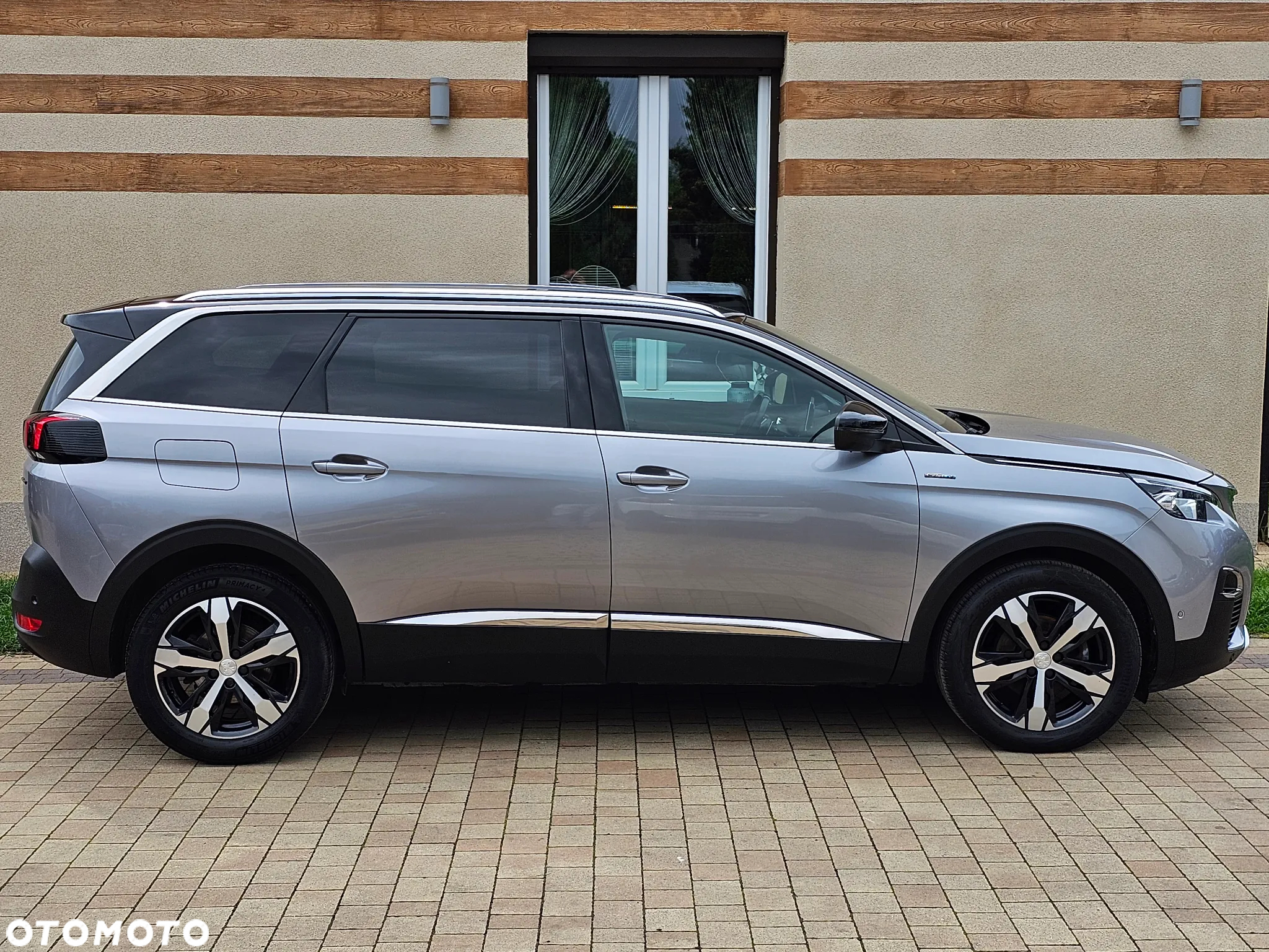 Peugeot 5008 1.6 PureTech Allure S&S EAT8 - 7