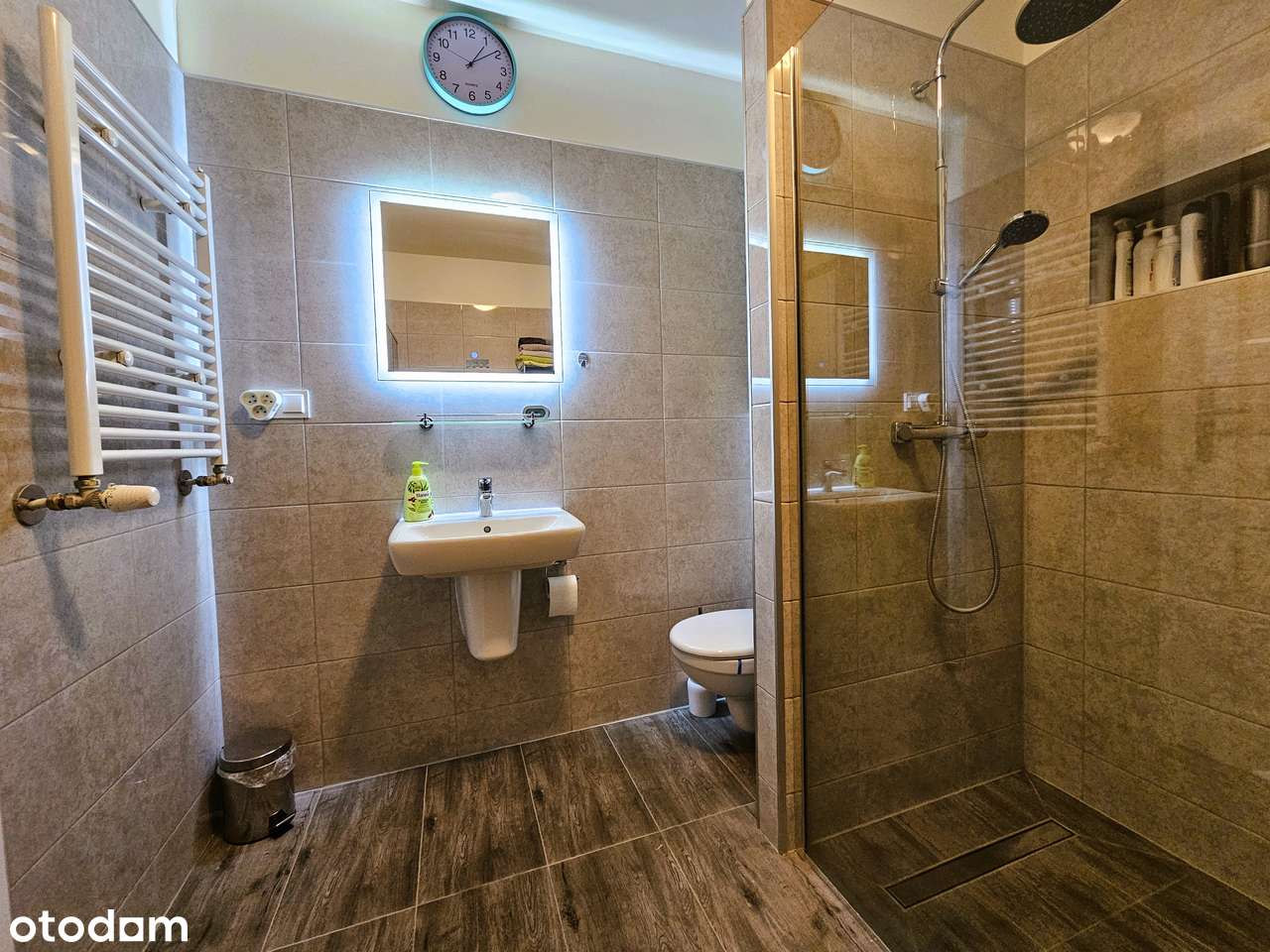 Gotowy do zamieszkania dom - ogródek / garaż-13