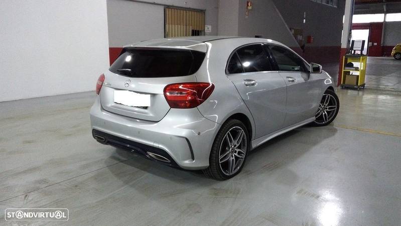 Mercedes-Benz A 180 d AMG Line - 2