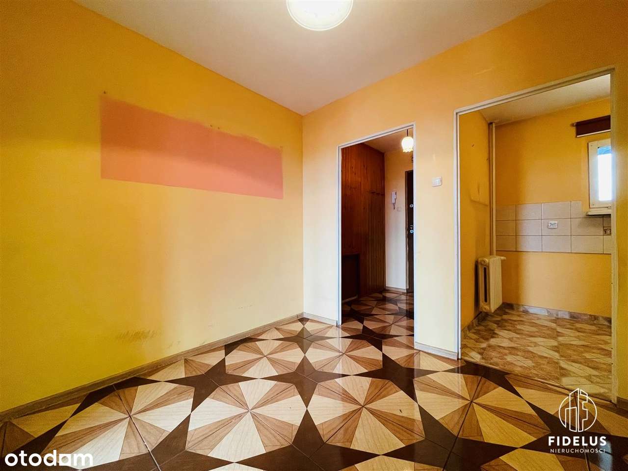 Kawalerka z opcją wydzielenia pokoju - do remontu-13