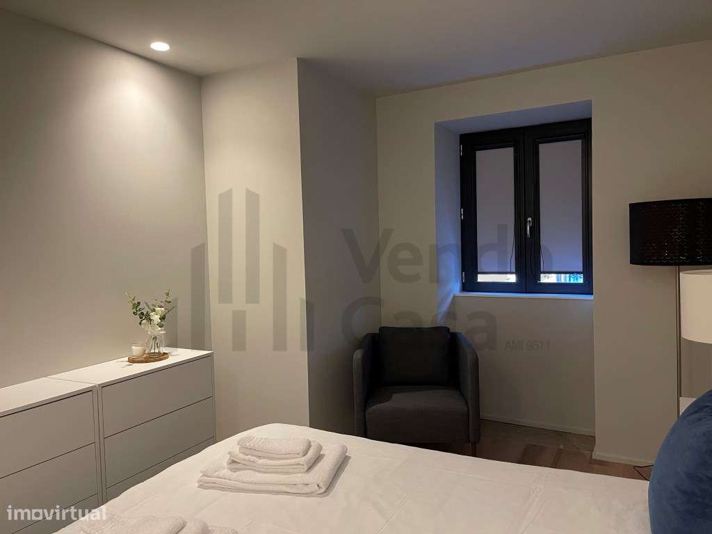 Vende-se T1 - Braga - C. Histórico-24