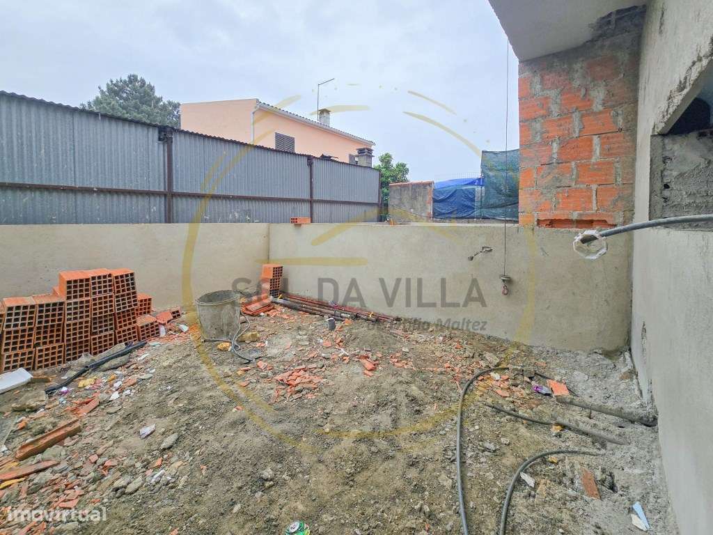 Moradia em banda T3 - Quinta do Conde, Sesimbra - 390.000€-17