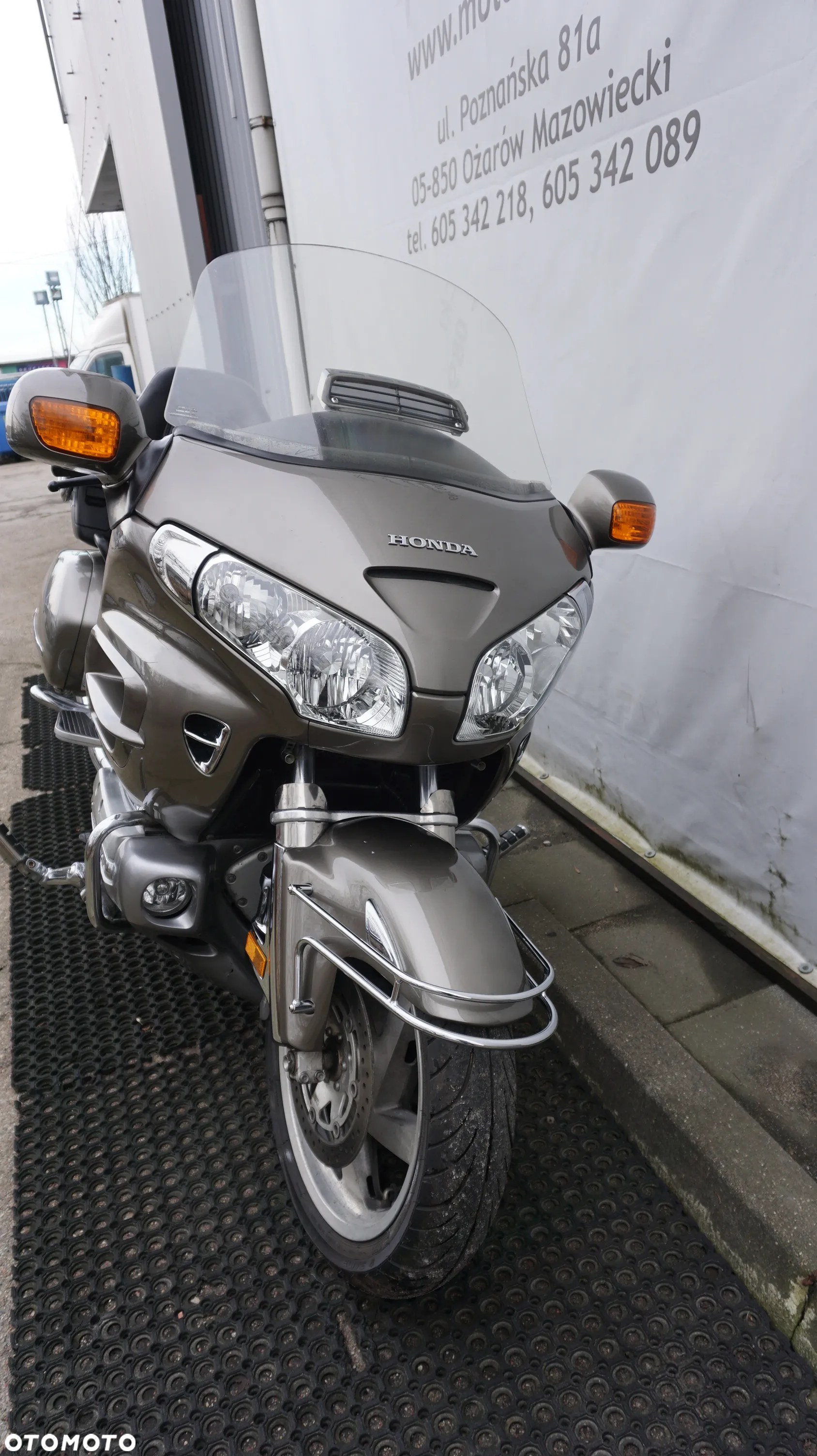 Honda GL - 5