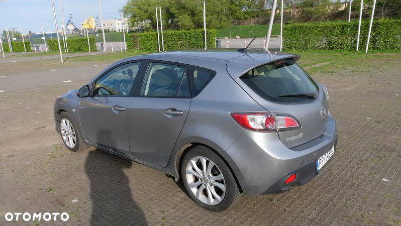 Mazda 3 - 5