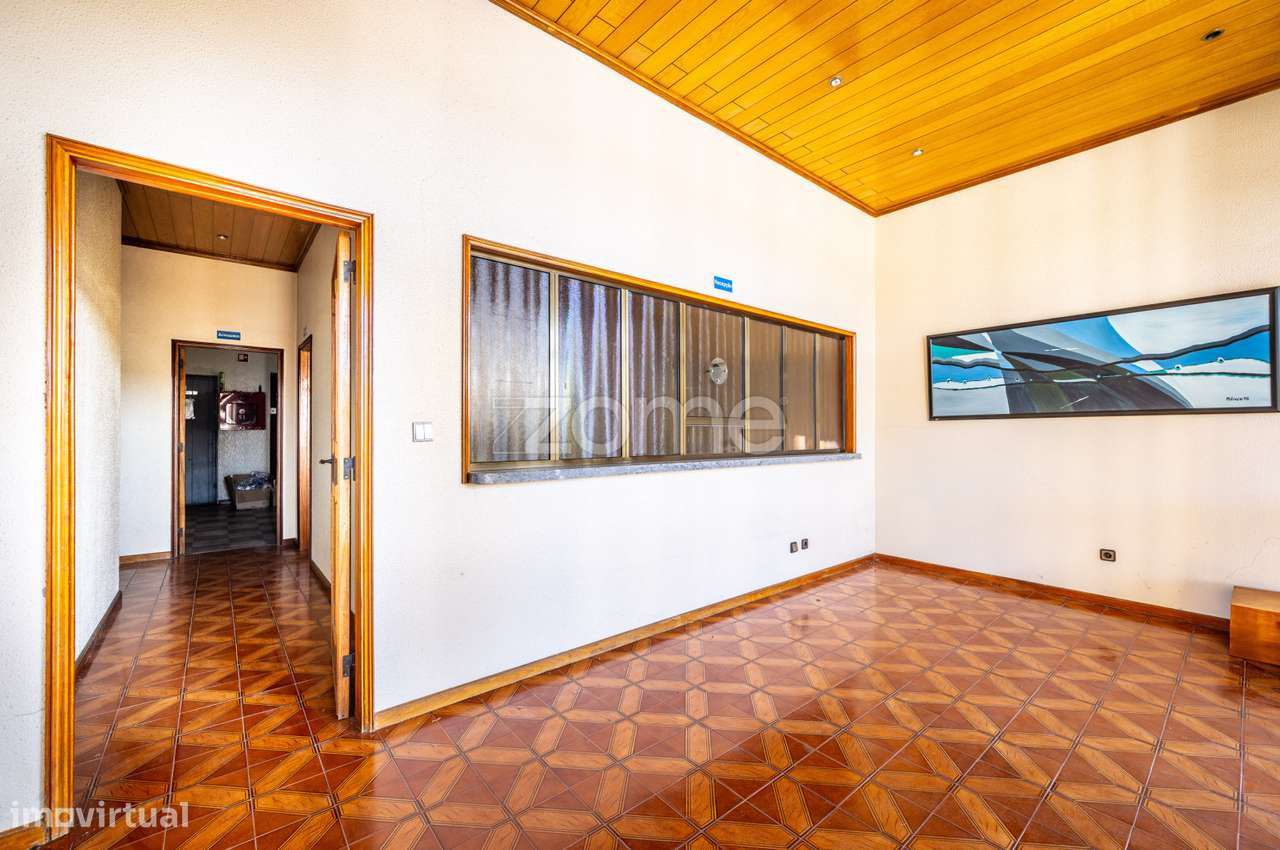 Imóvel industrial implantado num terreno com 1115m2 - Grande imagem: 5/60