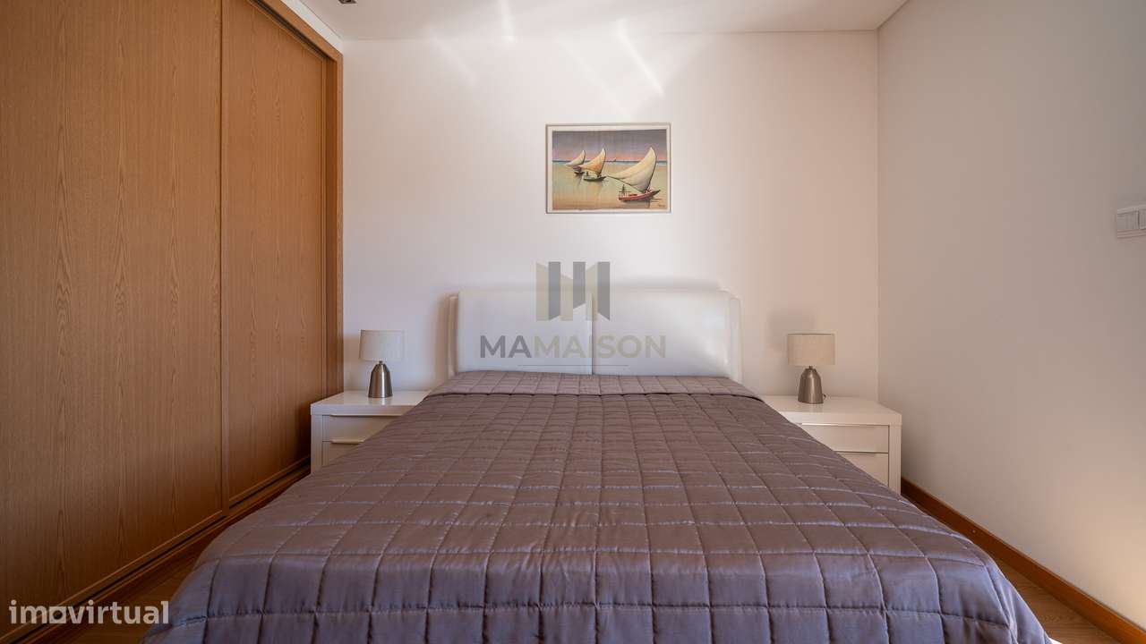 Moradia T4 de Luxo / Centro de Lamego / Jardim e Garagem-12