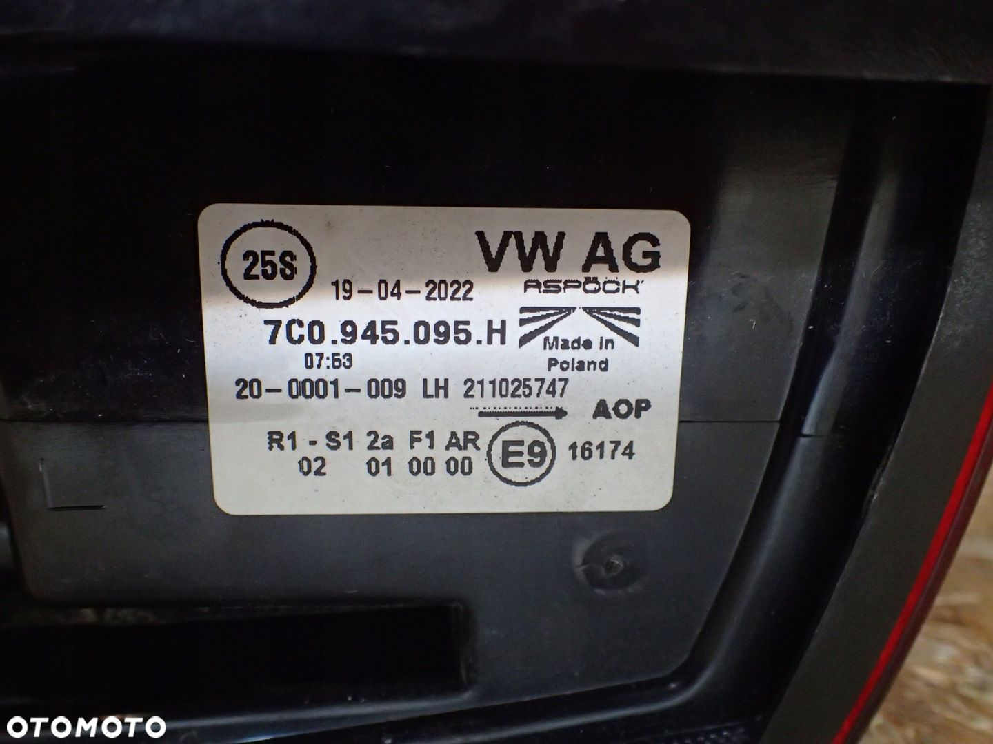 LAMPA TYŁ LEWA VW CRAFTER LED 16- 7C0945095H - 3