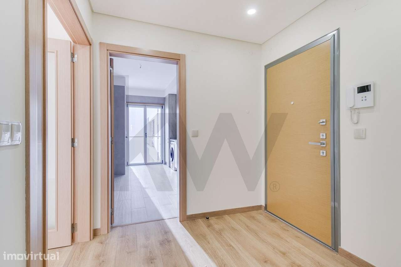 Apartamento T2 Novo nas Laranjeiras em Lisboa | Premium, Metro e Acess - Grande imagem: 3/64