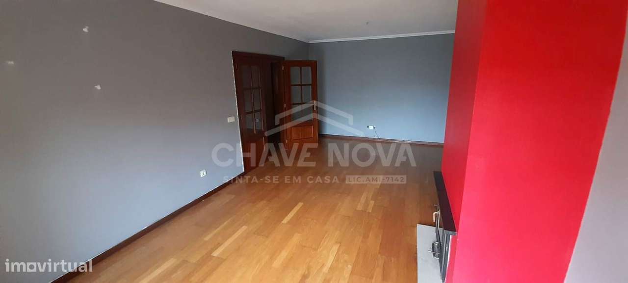 Apartamento T1 em Valbom - Grande imagem: 4/11